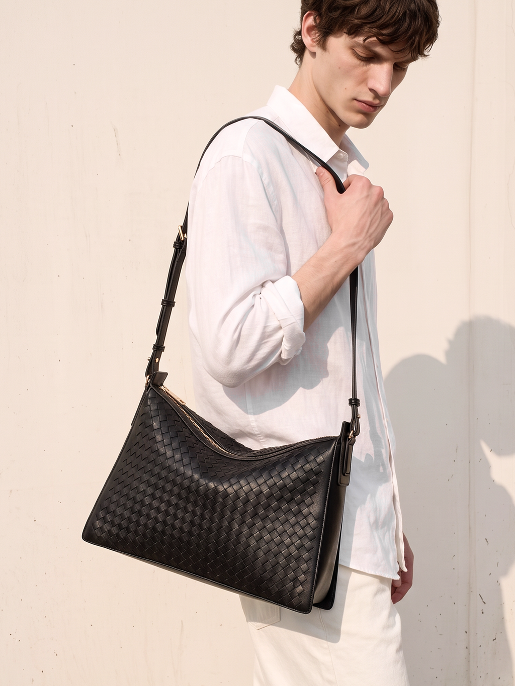 Vinci Black Woven Top Handle Bag