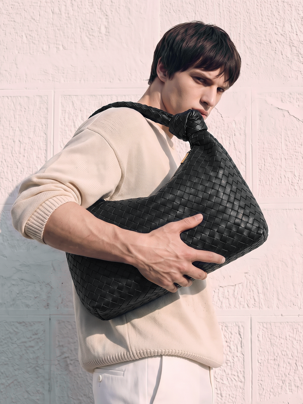 Nodo Black Woven Shoulder Bag