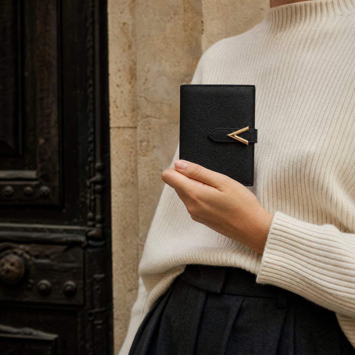 Classic Compact Wallet packshot